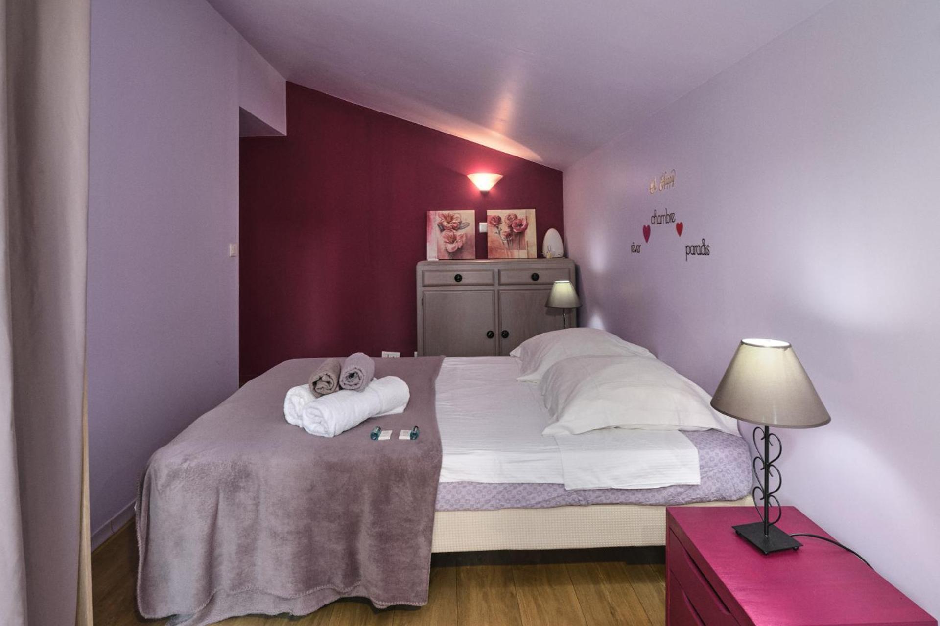 Holiday home Maison Irene, Charme Et Nature Pour 2 Pers Veranne